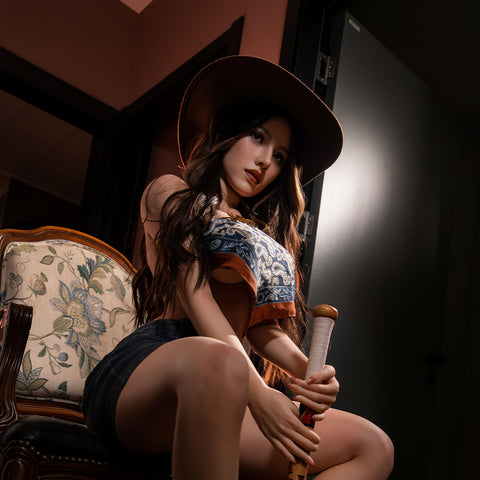Clara – Classy and Compassionate
